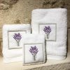 drap de douche 70x140 coton blanc broderie bouquet lavande lilas