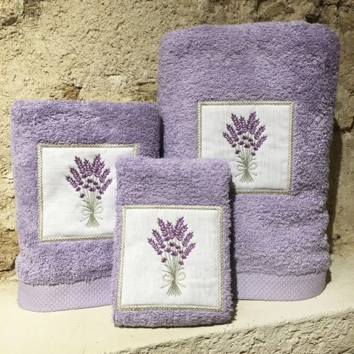 drap de douche 70x140 coton lilas broderie bouquet lavande lilas